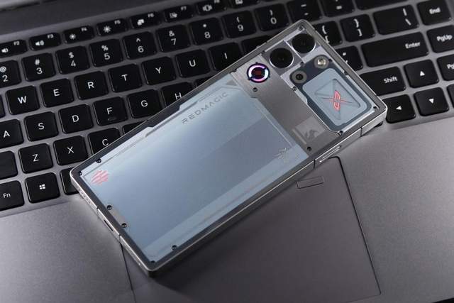 Pro+评测：游戏手机的终极答案PP模拟器免费试玩入口红魔10S(图9)